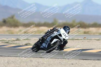 media/Oct-05-2025-CVMA (Sun) [[beeef4f201]]/Race 12- Formula 40 MW and LW/